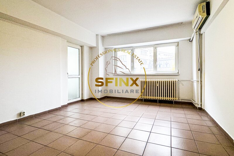 Piata Romana, metrou, 3 camere, nemobilat