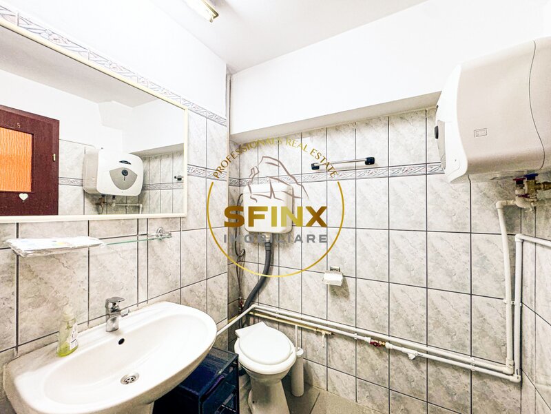 Piata Romana, metrou, 3 camere, nemobilat