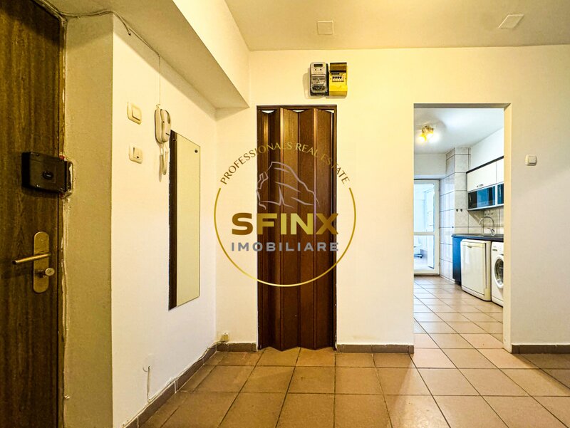 Piata Romana, metrou, 3 camere, nemobilat